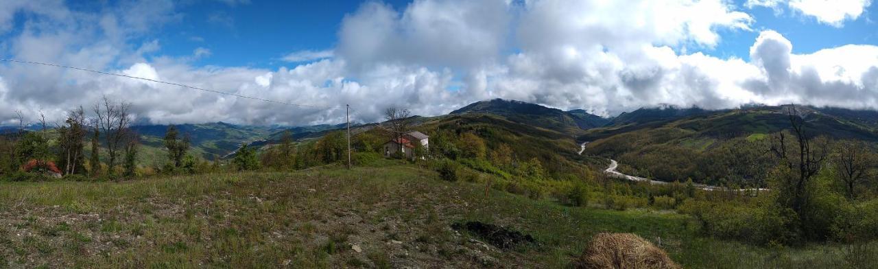 Le Spine B&B Sulla Via Francigena Berceto Esterno foto