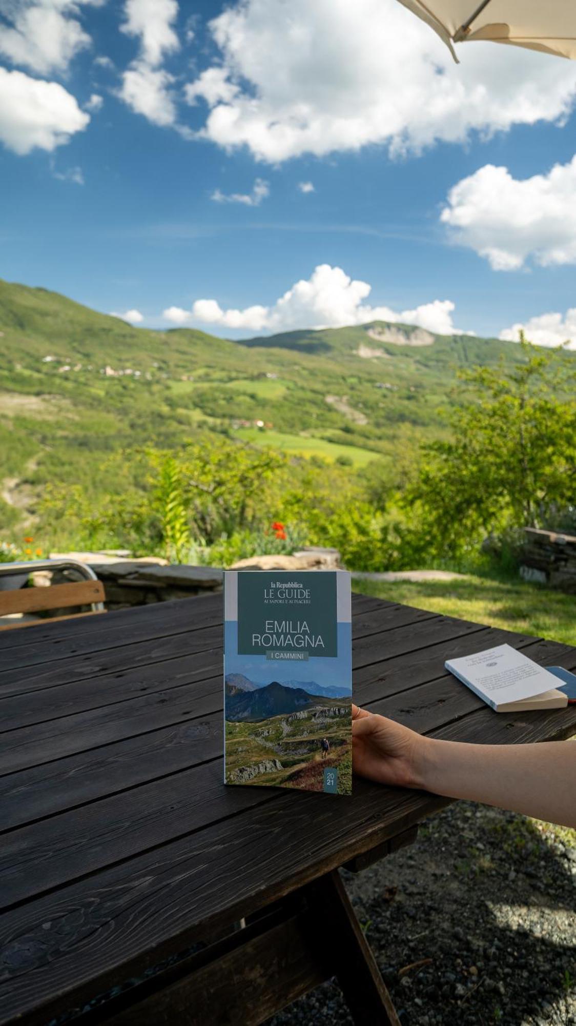 Le Spine B&B Sulla Via Francigena Berceto Esterno foto